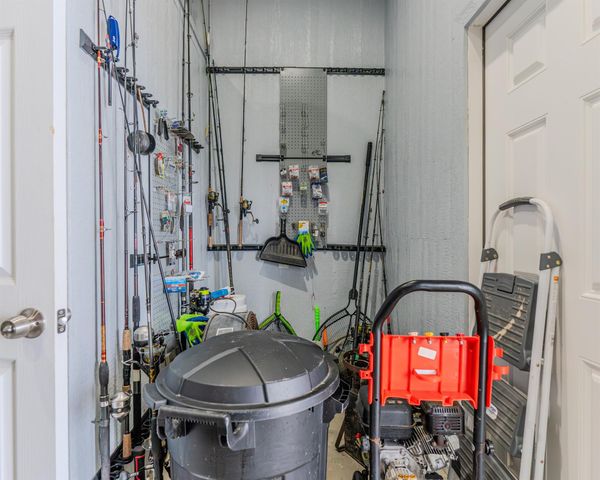 619 Private Road 675, Sargent, TX 77414