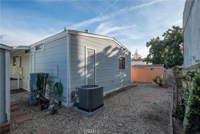15445 Cobalt 220, Sylmar, CA 91342
