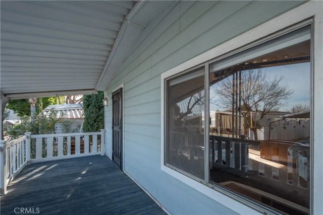 15445 Cobalt 220, Sylmar, CA 91342