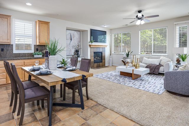 7146 Claremont Cir, Roseville, CA 95678