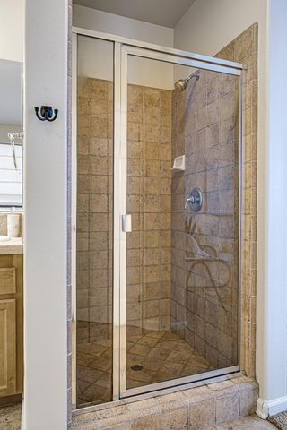 7146 Claremont Cir, Roseville, CA 95678