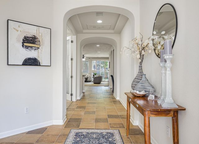7146 Claremont Cir, Roseville, CA 95678