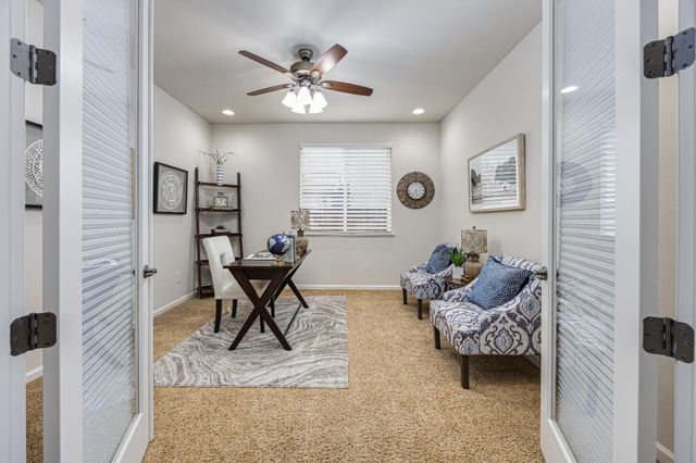7146 Claremont Cir, Roseville, CA 95678