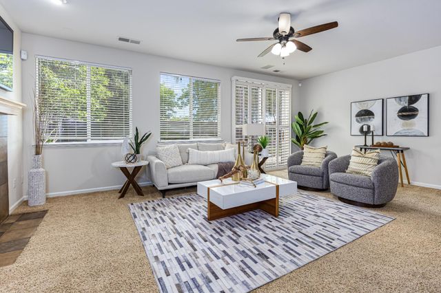 7146 Claremont Cir, Roseville, CA 95678