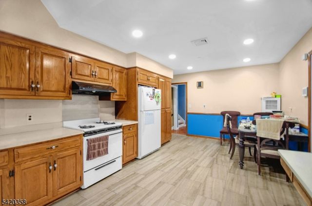 78 Hastings Ave, Nutley Twp., NJ 07110