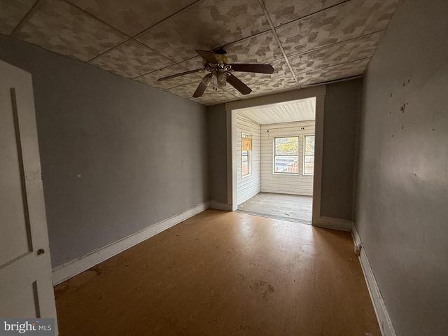 556 RADNOR AVE, Baltimore, MD 21212