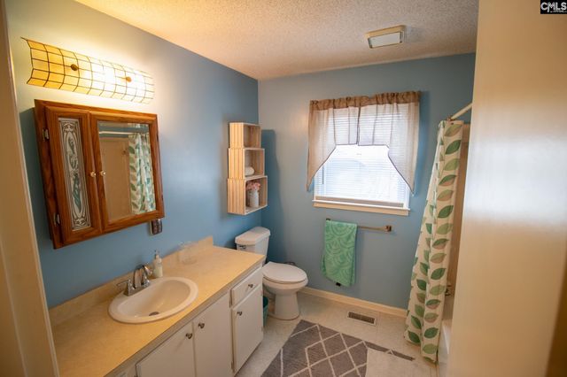 125 Robin Forest Drive, West Columbia, SC 29170