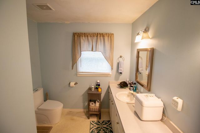 125 Robin Forest Drive, West Columbia, SC 29170