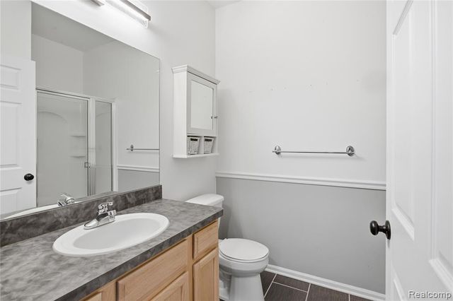 526 Red Oak Court, Walled Lake, MI 48390