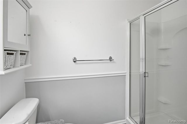 526 Red Oak Court, Walled Lake, MI 48390