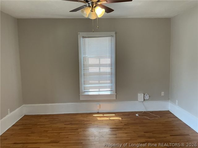 120 W Elwood Avenue, Raeford, NC 28376