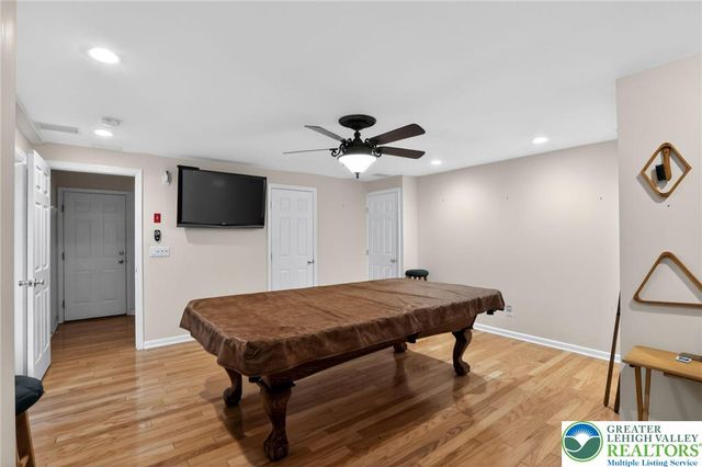 186 Oakmont Court, Williams Twp, PA 18042
