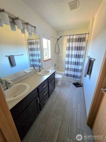 9001 174th Street Court E, Puyallup, WA 98375