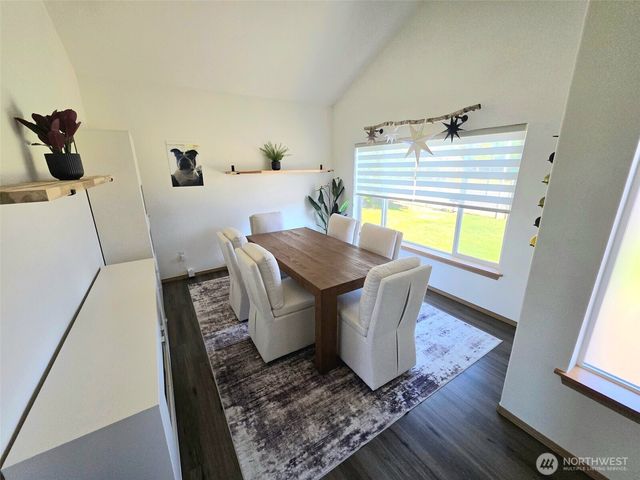 9001 174th Street Court E, Puyallup, WA 98375