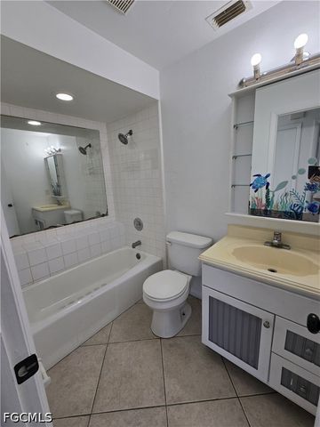 2816 9th ST SW, Lehigh Acres, FL 33976