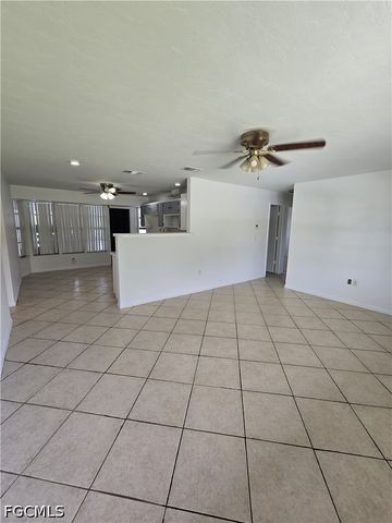 2816 9th ST SW, Lehigh Acres, FL 33976
