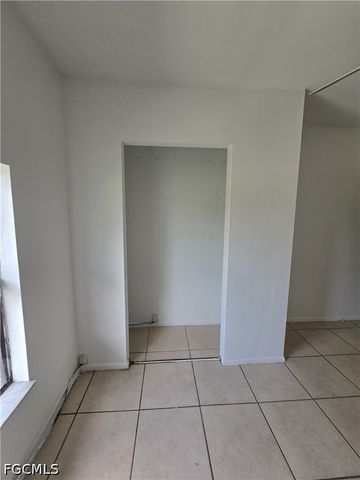 2816 9th ST SW, Lehigh Acres, FL 33976