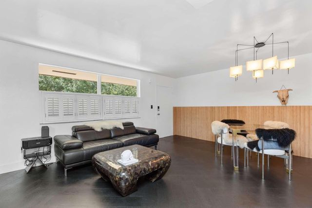 651 NE 60th St 22, Miami, FL 33137