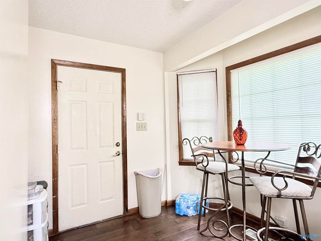 2010 Rosewood Drive NW, Huntsville, AL 35810