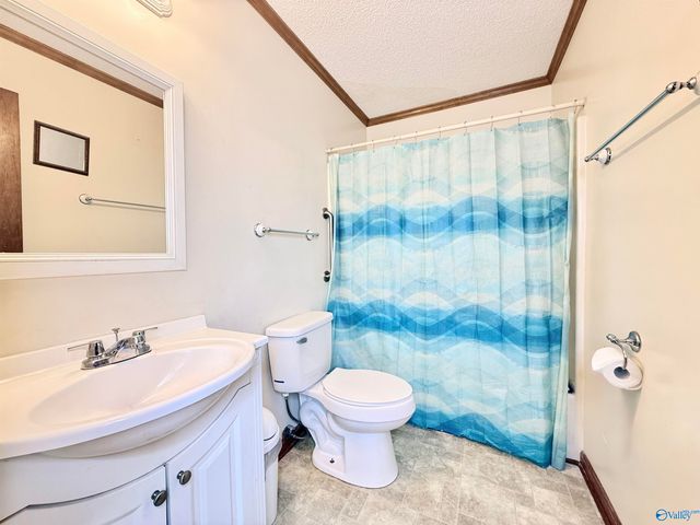 2010 Rosewood Drive NW, Huntsville, AL 35810