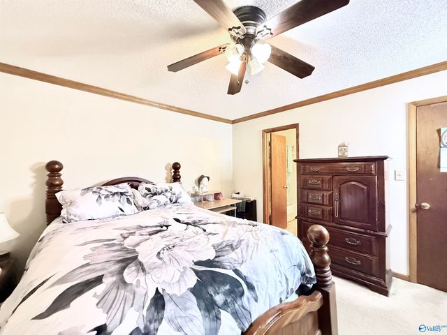 2010 Rosewood Drive NW, Huntsville, AL 35810