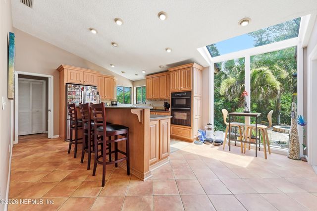 1978 BRISTA DE MAR Circle, Atlantic Beach, FL 32233
