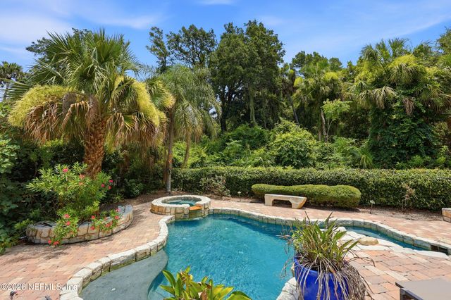 1978 BRISTA DE MAR Circle, Atlantic Beach, FL 32233