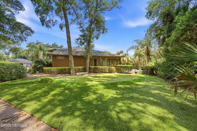 1978 BRISTA DE MAR Circle, Atlantic Beach, FL 32233