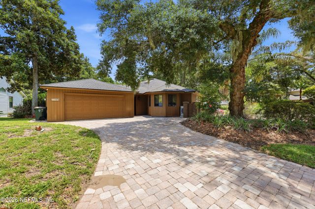 1978 BRISTA DE MAR Circle, Atlantic Beach, FL 32233
