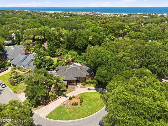1978 BRISTA DE MAR Circle, Atlantic Beach, FL 32233
