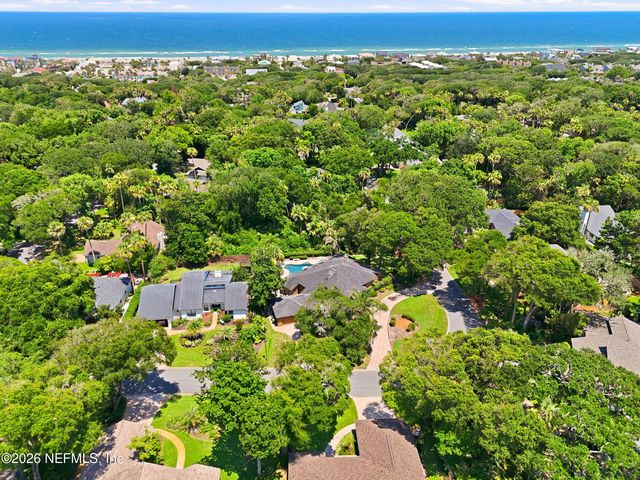 1978 BRISTA DE MAR Circle, Atlantic Beach, FL 32233
