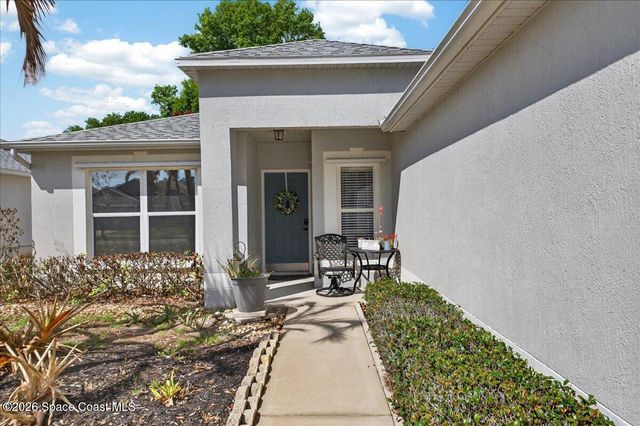 1576 Vista Lake Circle, Melbourne, FL 32904