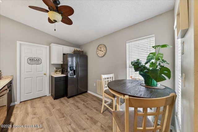 1576 Vista Lake Circle, Melbourne, FL 32904