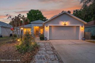 1576 Vista Lake Circle, Melbourne, FL 32904