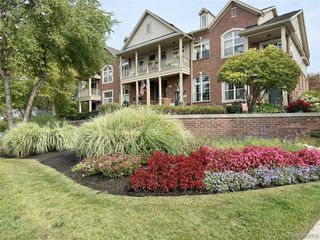 435 Village Drive, Walled Lake, MI 48390