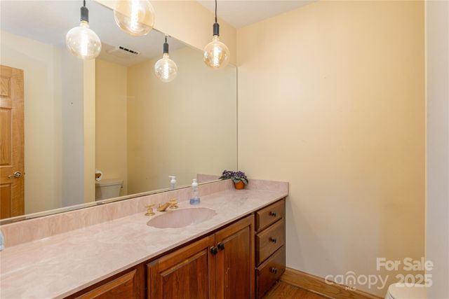 19 Timber Park Drive, Black Mountain, NC 28711