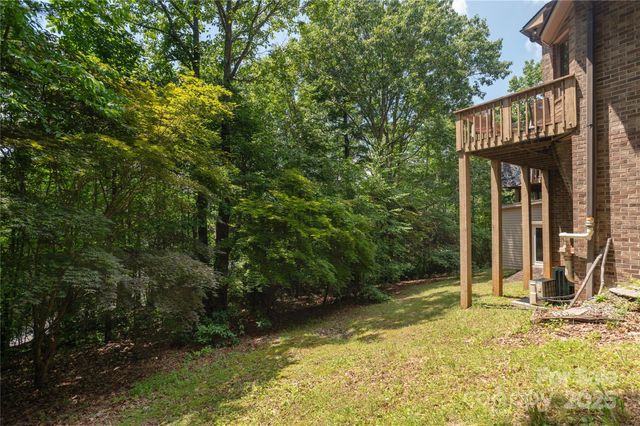 19 Timber Park Drive, Black Mountain, NC 28711