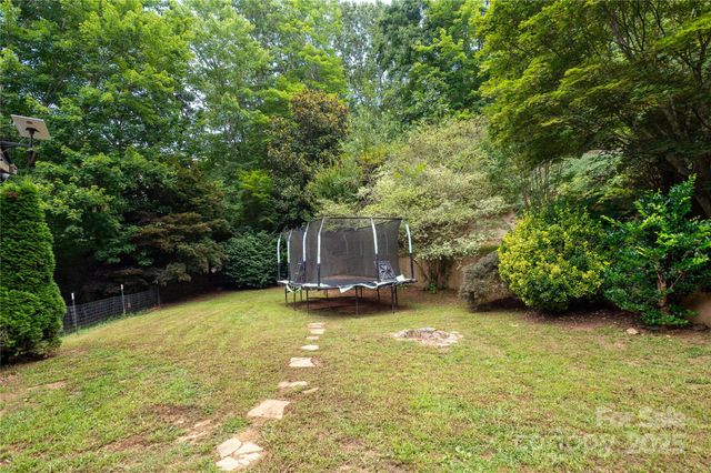19 Timber Park Drive, Black Mountain, NC 28711