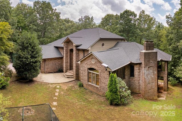 19 Timber Park Drive, Black Mountain, NC 28711