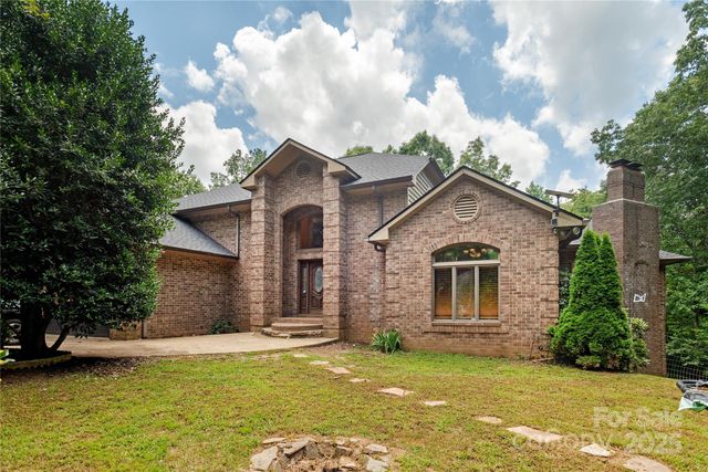 19 Timber Park Drive, Black Mountain, NC 28711