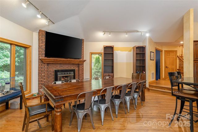 19 Timber Park Drive, Black Mountain, NC 28711