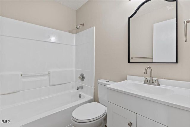 102 Queen Guenevere Trail, Garner, NC 27529