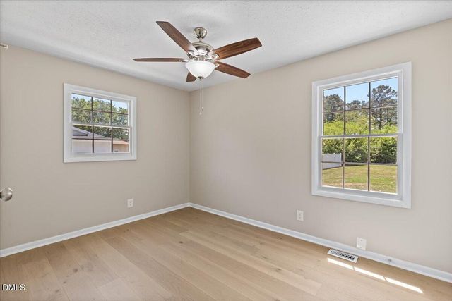 102 Queen Guenevere Trail, Garner, NC 27529