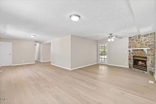 102 Queen Guenevere Trail, Garner, NC 27529