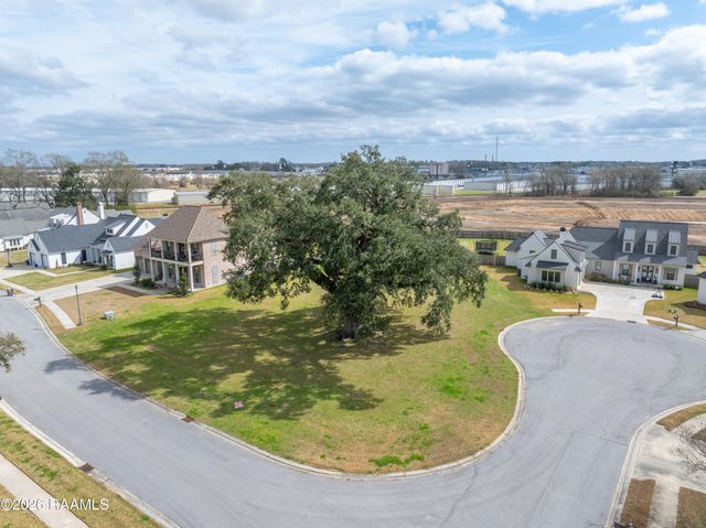 100 Fallow Lane, Broussard, LA 70518