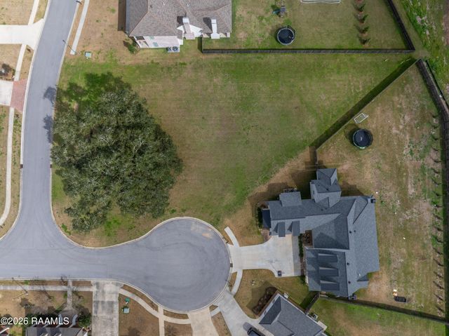 100 Fallow Lane, Broussard, LA 70518