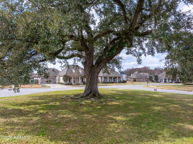 100 Fallow Lane, Broussard, LA 70518