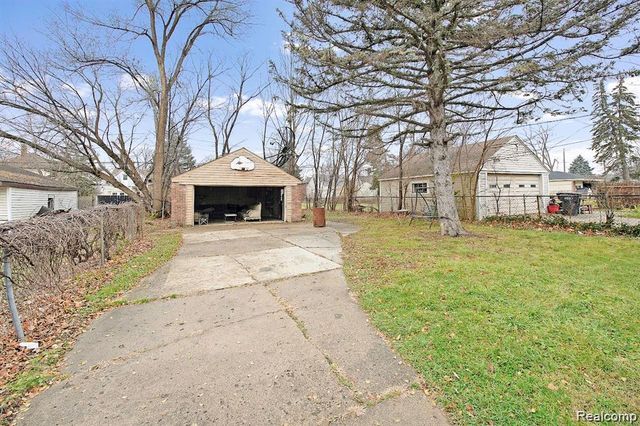 6849 Rosemont Avenue, Detroit, MI 48228