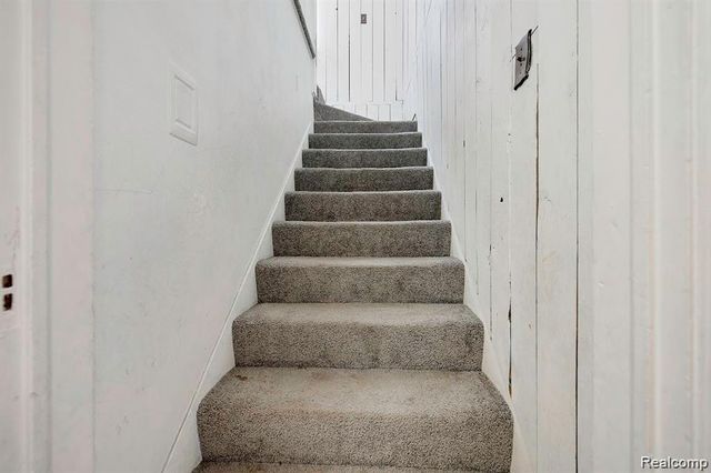 6849 Rosemont Avenue, Detroit, MI 48228