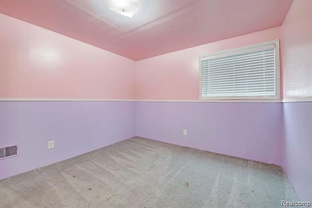 6849 Rosemont Avenue, Detroit, MI 48228